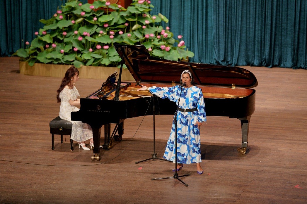 An art performance at the event. Photo: VNA