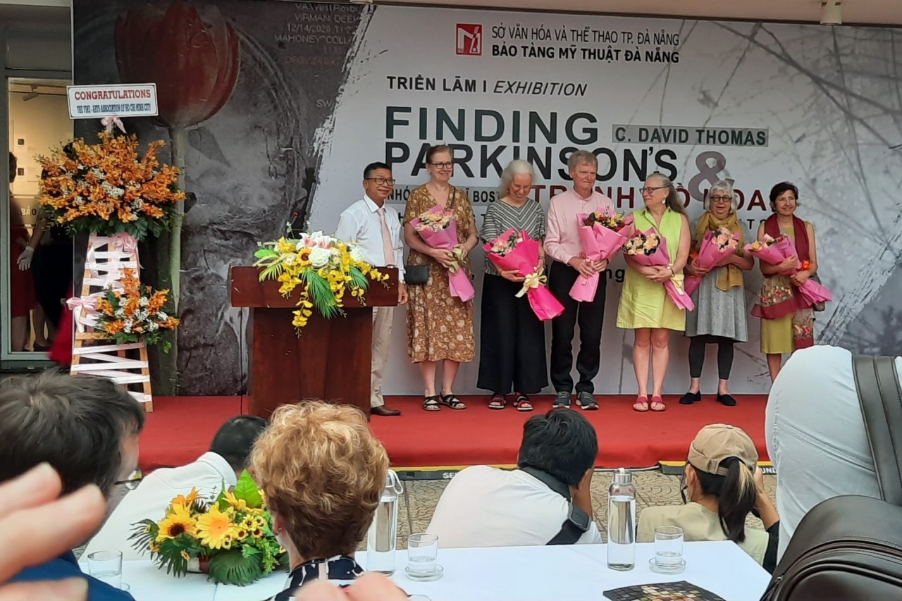 Artists at a painting at the exhibition in Da Nang. Photo: Duy Ninh Nguyen
