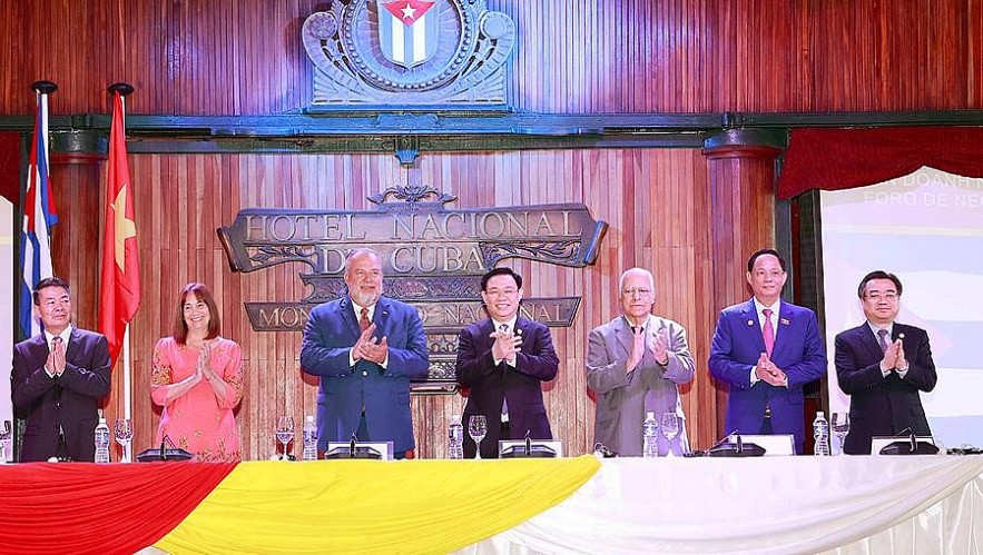 Vietnam, Cuba to Beef up Cooperation in Different Fields