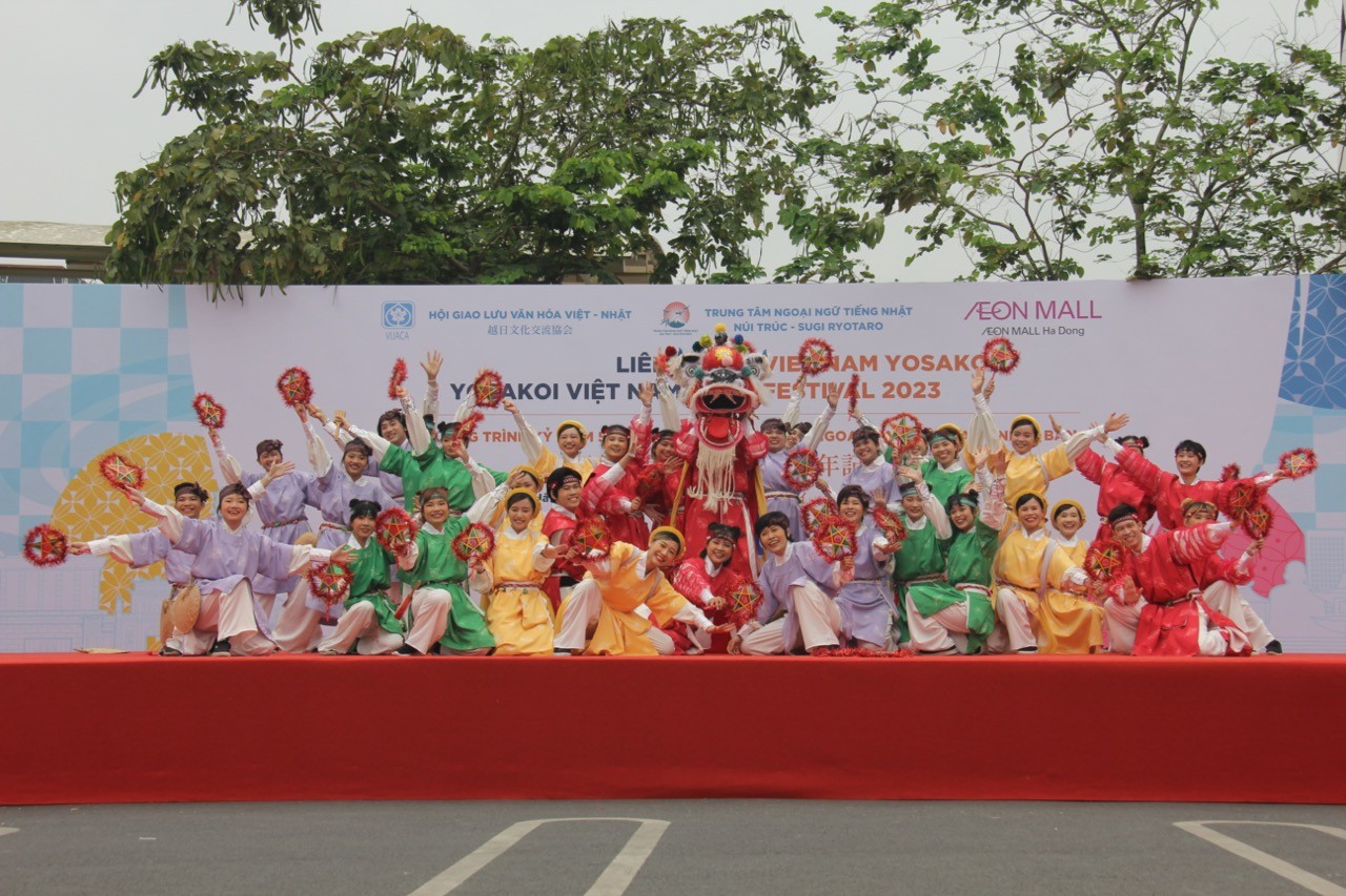 [Photos] First Yosakoi Festival in Vietnam Celebrated in Hanoi