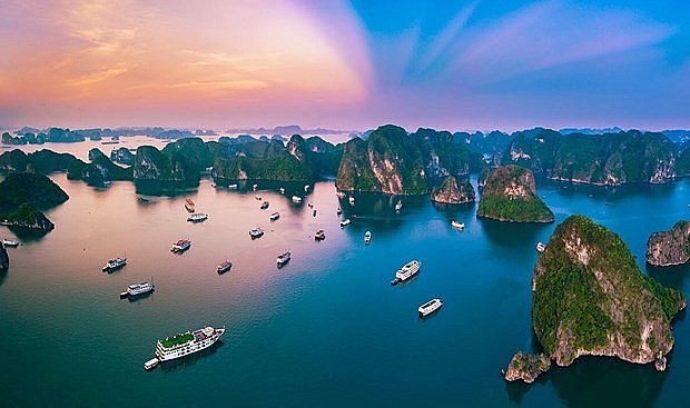 On Ha Long Bay (Photo: VNA)