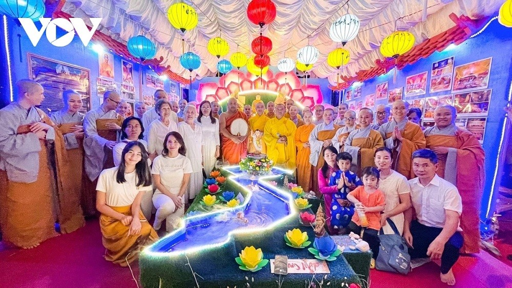 Vietnamese booth at the National Vesak Festival in Sri Lanka. Photo: VOV