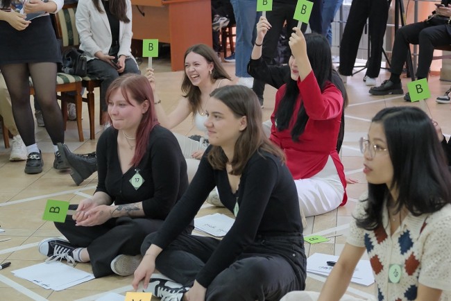Fun Vietnamese Proficiency Contest for Students in Russia