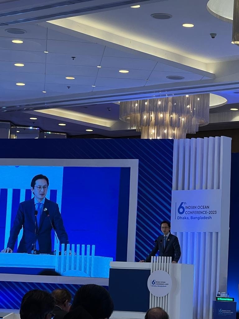 6th Indian Ocean Conference “Peace, Prosperity, Partnership for a Resilient Future” co-hosted by India in Dhaka on 12-13 May 2023, attended by Vietnam's Deputy Foreign Minister H.E. Mr. Do Hung Viet, who addressed session on 'Rise of a peaceful Indo-Pacific for a resilient global future'. 