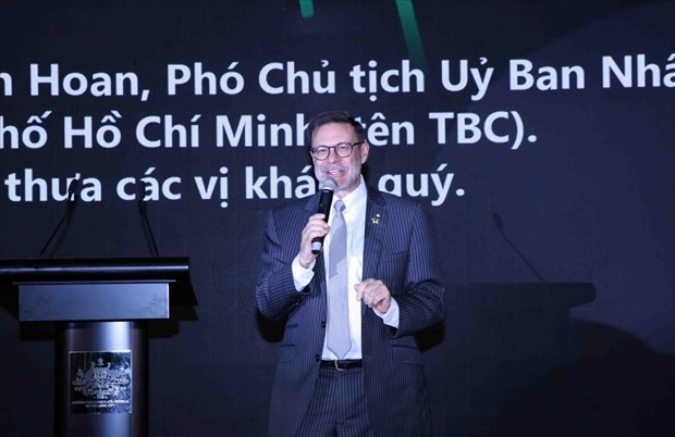 Australian Ambassador to Vietnam Andrew Goledzinowski speaks at the event. Photo: VNA