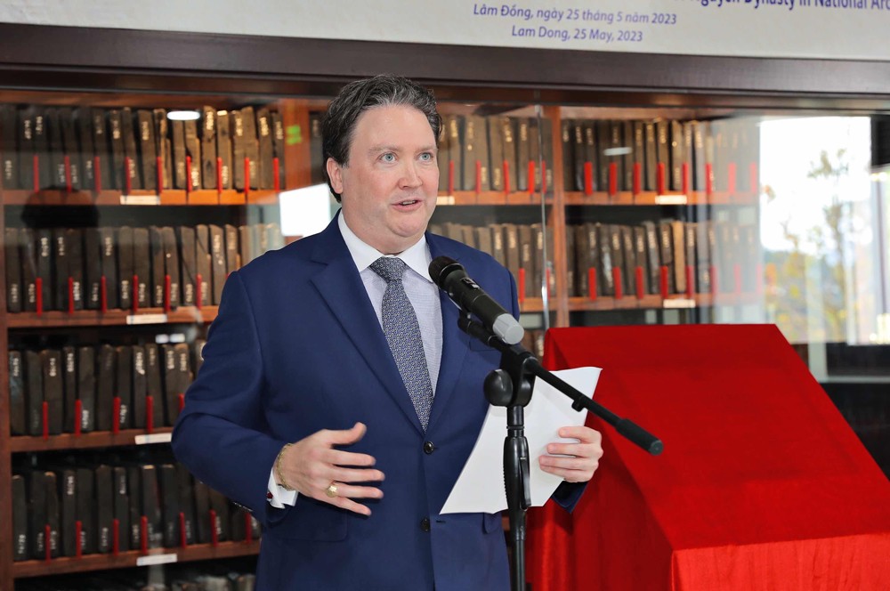 US Ambassador to Vietnam Marc Knapper speaks at the event. 