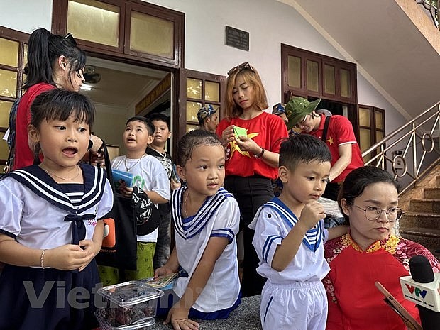 Truong Sa Archipelago in Hearts of Overseas Vietnamese