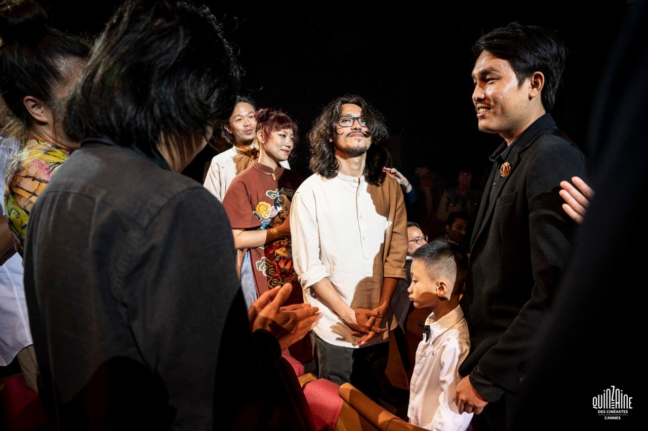 ‘Inside the Yellow Cocoon Shell’ is a psychological adventure, revolving around a man trying to bring his sister-in-law’s dead body back to their hometown before he attempts to find his long-lost brother.