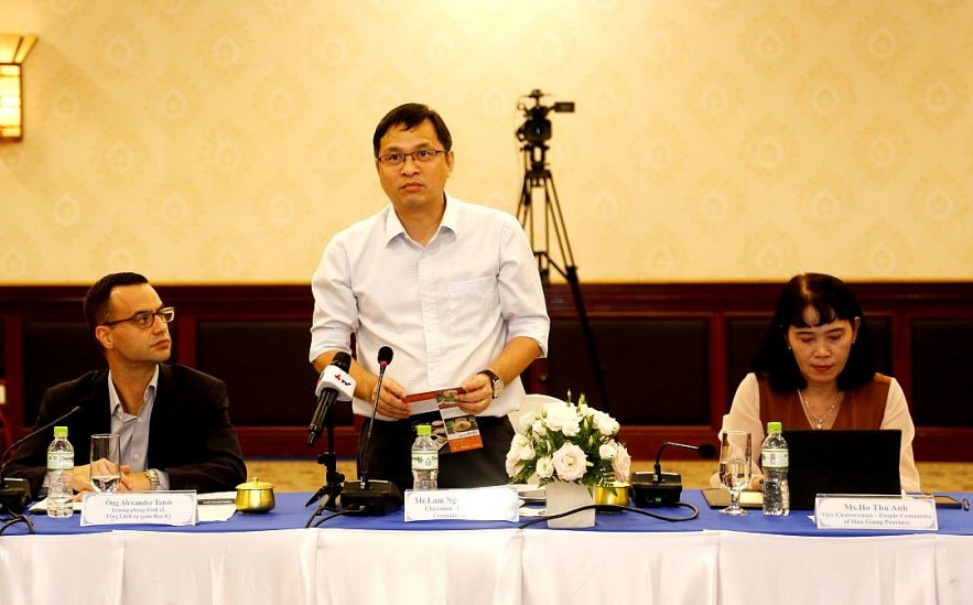 NASA Astronauts to Visit Vietnam for Space Week