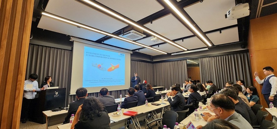 Forum Strengthens Investment and Trade Cooperation Between Vietnam and RoK