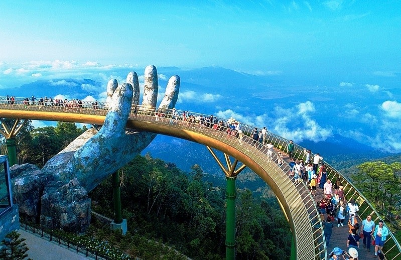 Golden bridge in Da Nang city (Photo baodanang.vn)