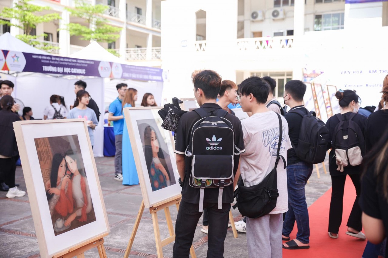 Vietnam - Australia Friendship Food and Culture Festival Held in Hanoi
