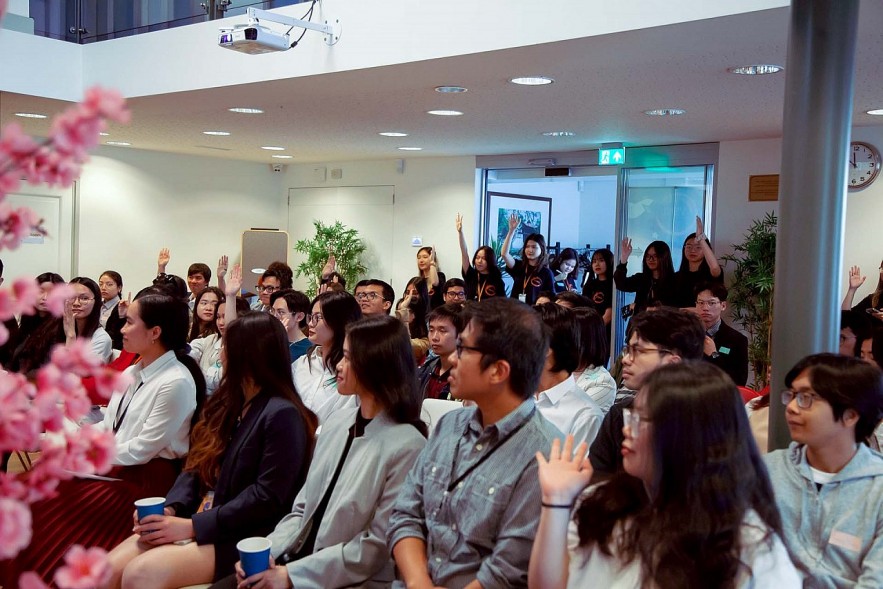 Vietnamese Student Association in Netherlands Holds Career Fair