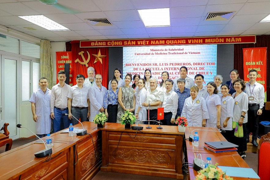 Traditional Medicine: Bringing Vietnamese Quintessence to International Friends