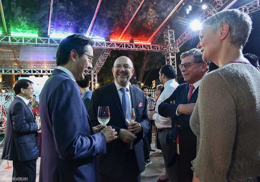 Italian Ambassador: Vietnam Forever in Our Hearts And Minds