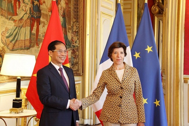 Vietnam and France Seek to Strengthen Strategic Partnership
