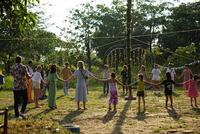 [Photo] Swedish Midsummer Day Marked in Hanoi