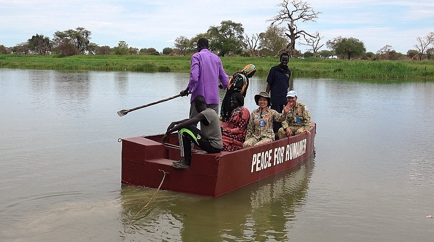 Vietnam's Engineering Unit Supports African People