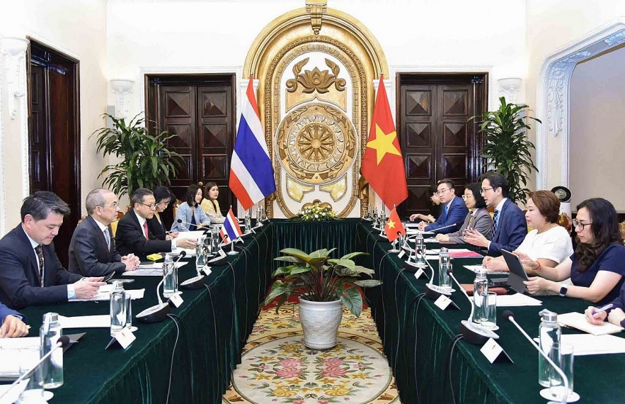 Vietnam, Thailand Promote People-to-People Exchange, Locality-to-Locality Collaboration