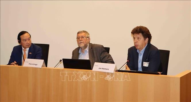 Belgian MPs Push for Draft Resolution Supporting Vietnamese AO victims