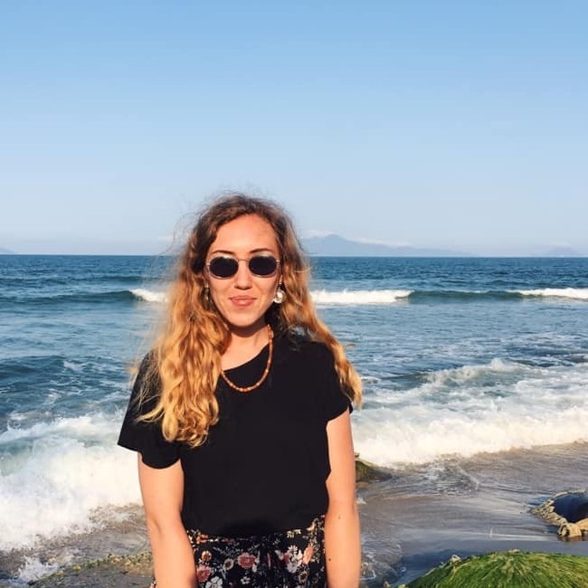 Expat Spotlight: Julia Davigora - Bringing Friends Together in Nature