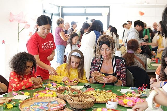 First Festival Vietnam in France’s Larmor-Plage