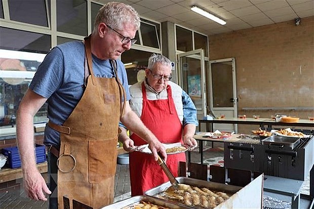 'Tet in Summer' Held in Belgium to Raise Funds for Poor Vietnamese Kids
