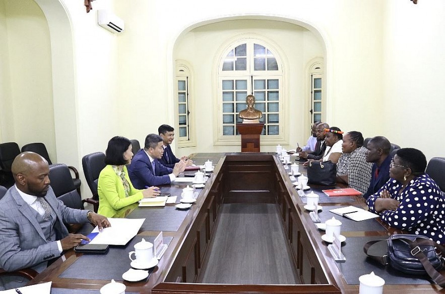 VUFO Willing to Support Introducing  Gauteng Legislature Agency to Vietnamese Partners