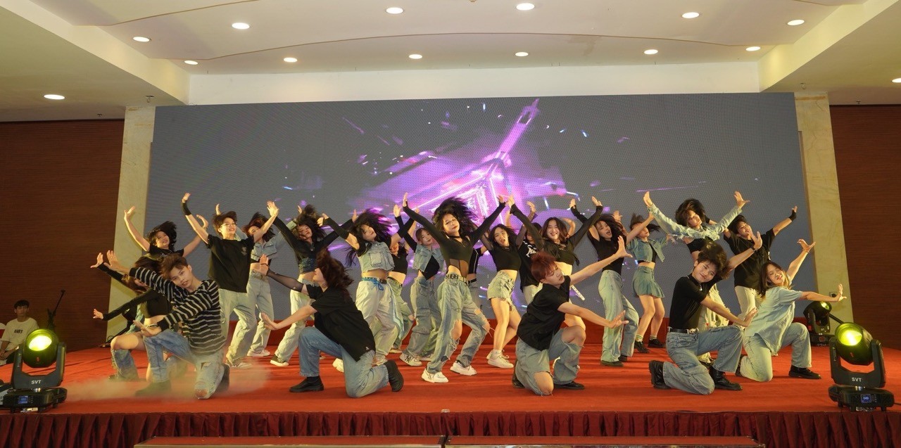 Vietnamese, Korean Youths Join Cultural Exchange in Hanoi