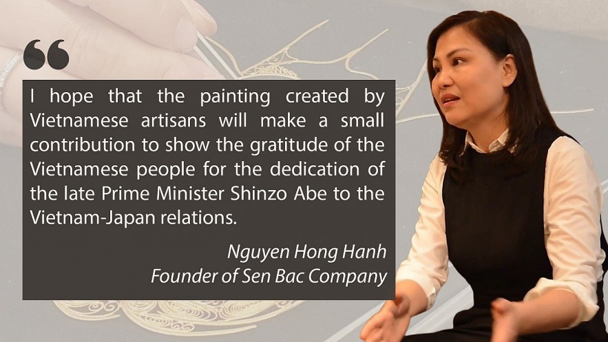 Vietnamese Artists Depict Late Japanese PM Shinzo Abe in Silver Painting