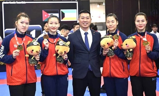 Vietnamese Women’s Karate Team Win Gold In Asia