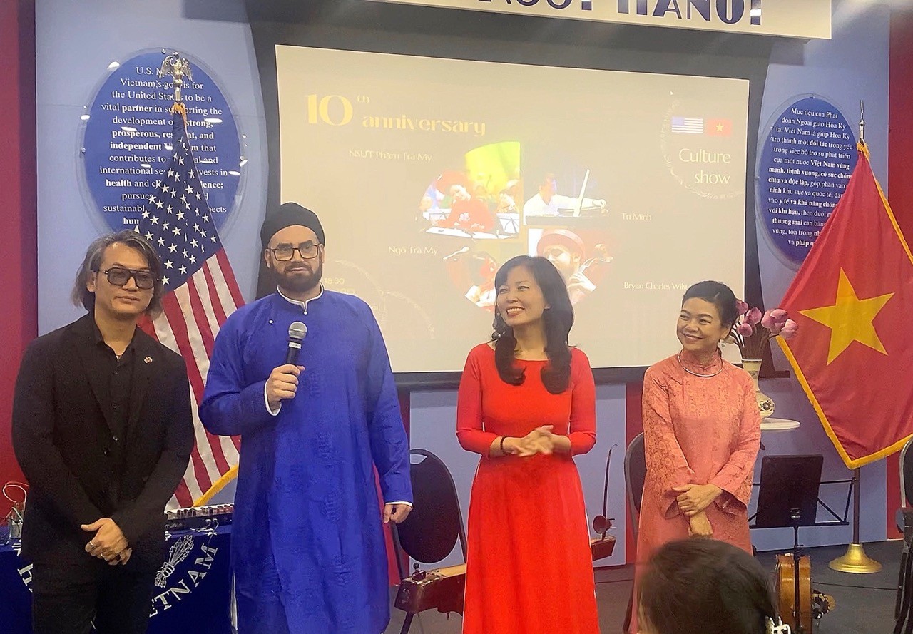 The Vietnam - US 10th Anniversary Culture Show: A Symphony of Friendship
