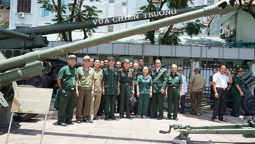 Viet Expat Returns to Find Lost Graves of Heroic Martyrs