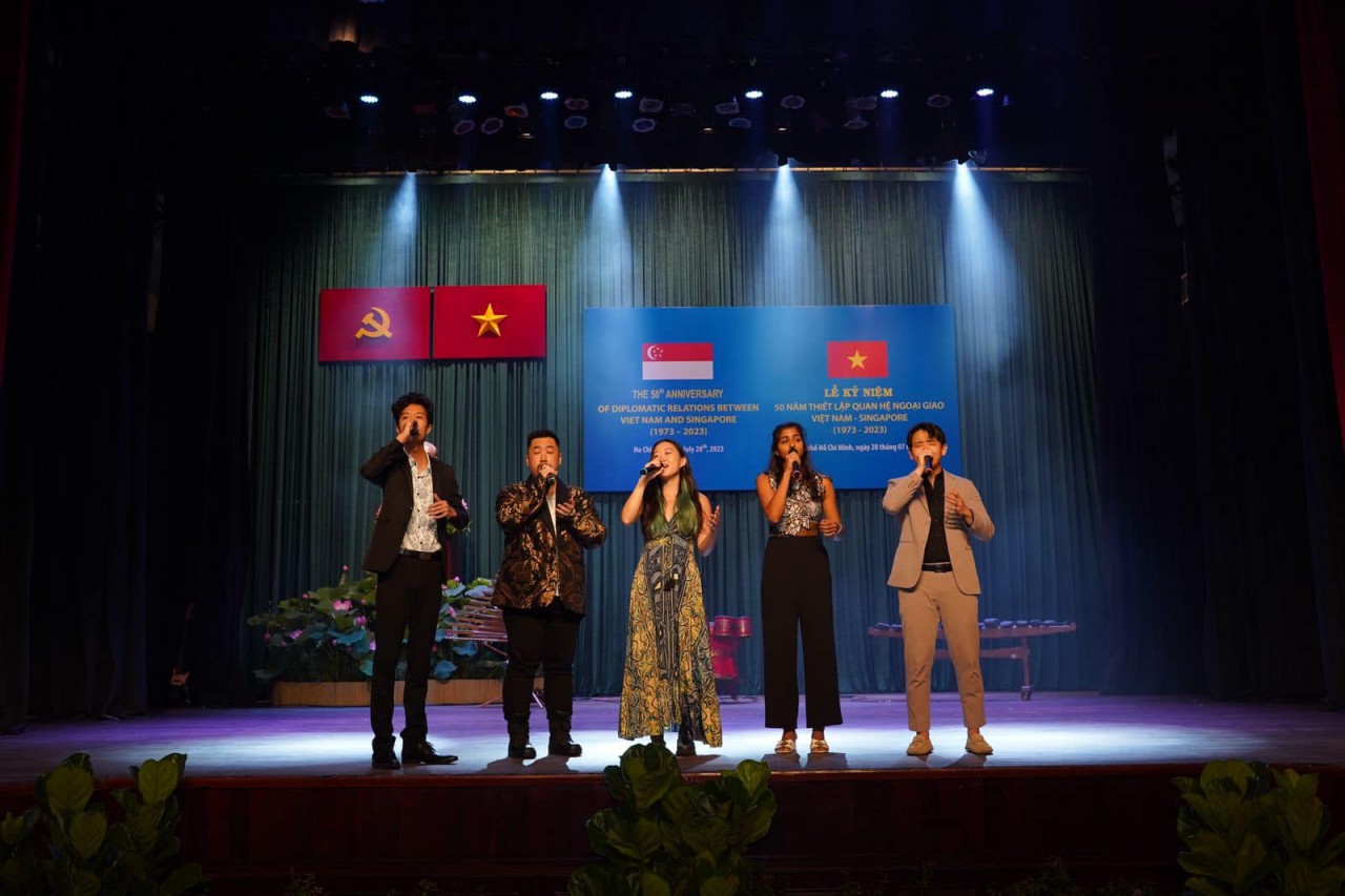 Vietnam, Singapore Pushes for Deeper Cooperation in Innovation Strategy and Economic Sustainability