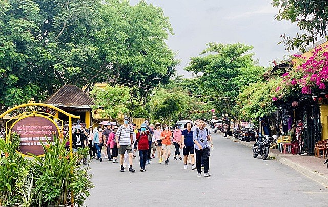 New Visa Policy Helps Tourism Sector Thrive