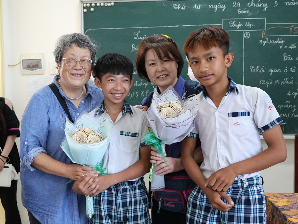 Japanese Association Supports Children with Disabilities in Ben Tre