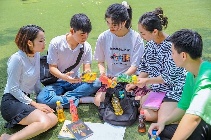 Teenager Won VND 100 Million While Enjoying Number 1 Energy Drink at Work