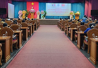 Vietnam and France Beef Up Bilateral Relations