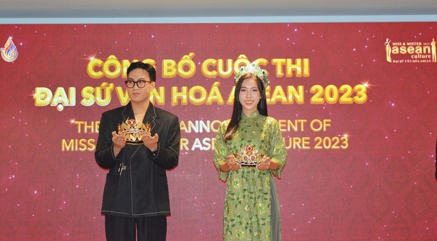 Miss & Mister ASEAN Culture: Connecting International Students with Homeland Fashion
