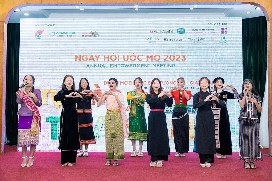 More Opportunities for Female Students of Ethic Minorities to Continue Education