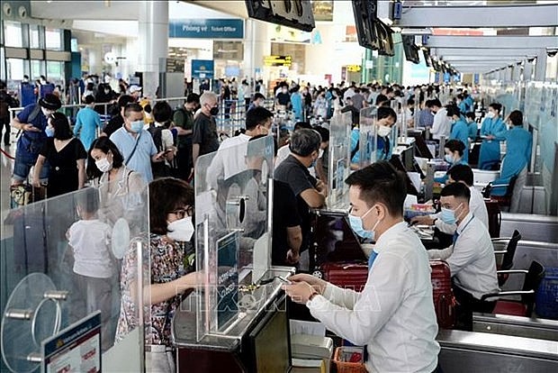 At Noi Bai International Airport (Photo: VNA)