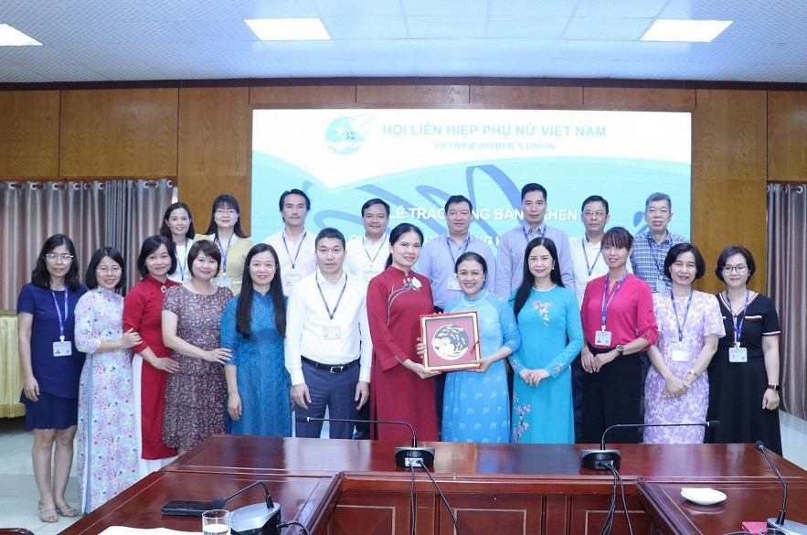 Ambassador Nguyen Phuong Nga's Contribution to Equality And Development of Vietnamese Women