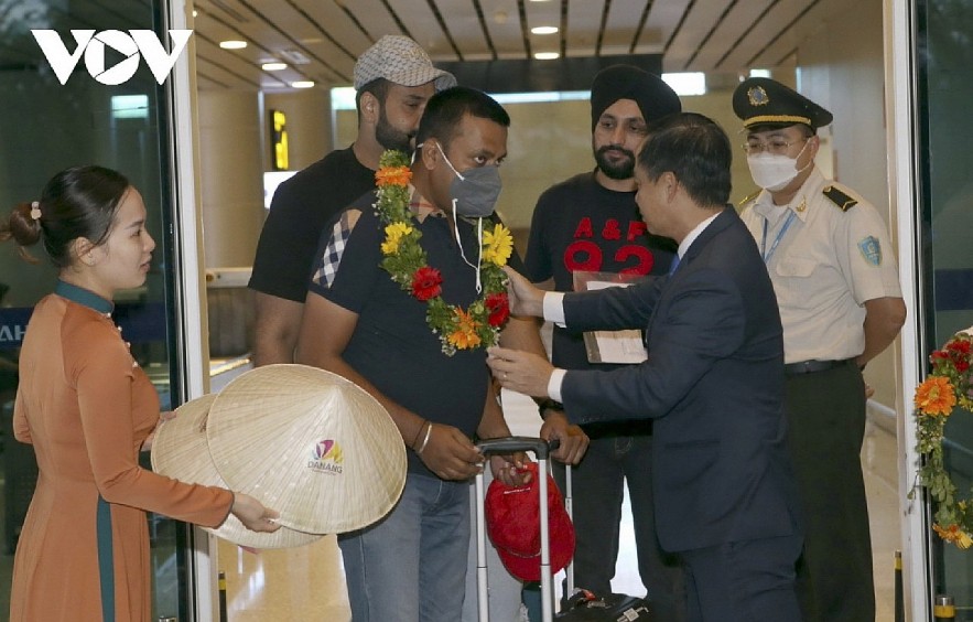 Foreign travellers welcomed on a trip to Da Nang, a major tourist venue in central Vietnam.