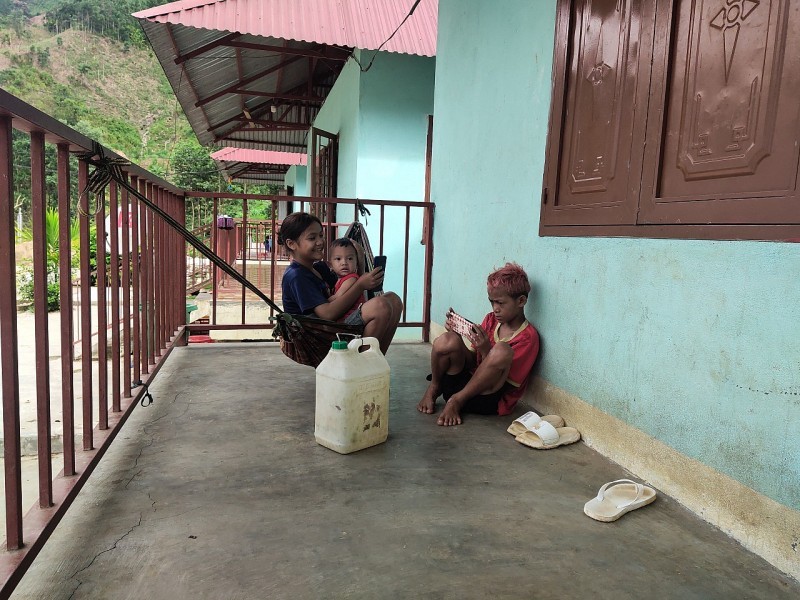 Bang La Residential Area in Quang Nam Province: Out of The Mud and into A New Life