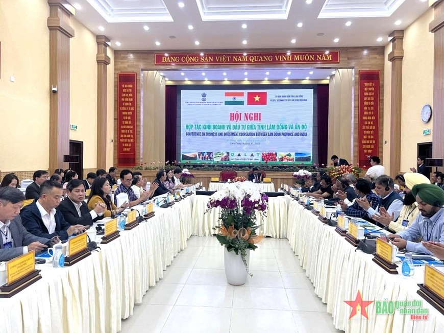 The conference. Photo: Vu Dinh Dong/ Bao Quan doi nhan dan 