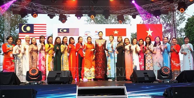 “Taste Of Sambal” Fair Highlight Vietnamese Culture In Malaysia