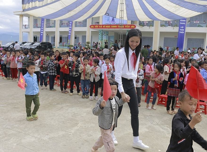 Bring Clean Water to Students of Ethnic Minorities in Lai Chau