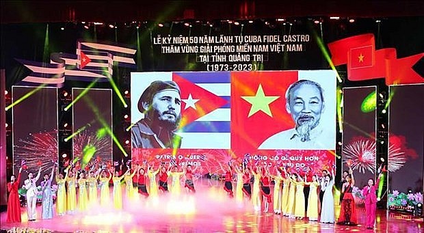 An art performance at the ceremony. (Photo: VNA)