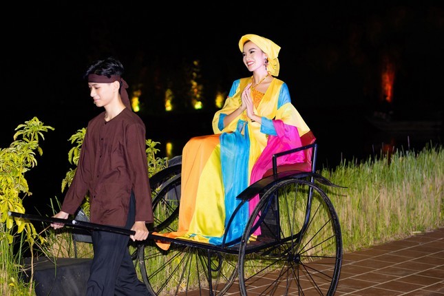 Miss Grand International 2023 Contestants Show Off Vietnamese Traditional Costumes
