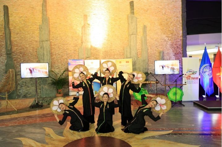Impressive Artistic Preformance of Northwest Region in Switzerland